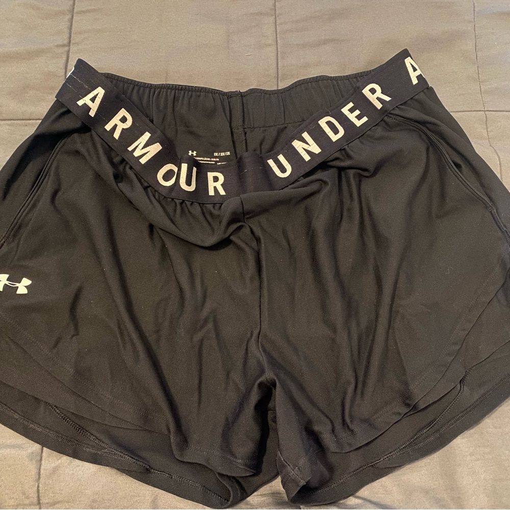Under Armour Women's Black Athletic Shorts
